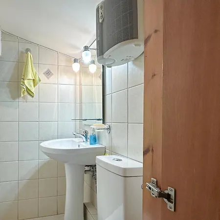 Amazing In Achaias P *