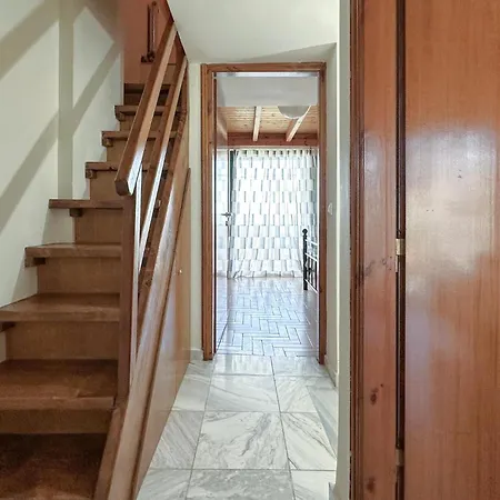 Cozy In Achaias P, With Kitchenette بيت للعطل دياكوبتو