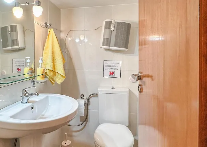 Amazing In Achaias P *